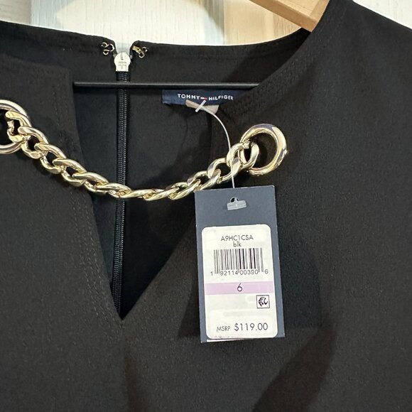 NWT - Tommy Hilfiger - Black Dress - Size 6 - Chain Neck Detail - Picture 3 of 3